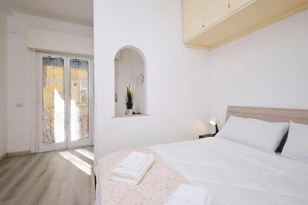 Tuscolana Blu Apartment - Grazioso Monolocale Rome Italië