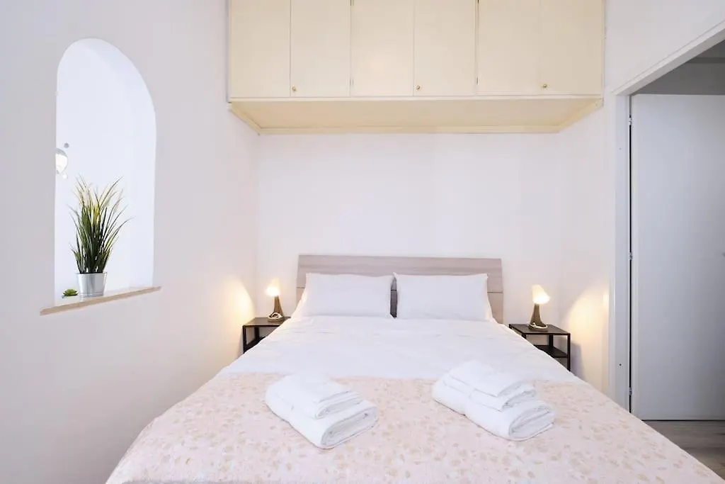 Tuscolana Blu Apartment - Grazioso Monolocale Rome
